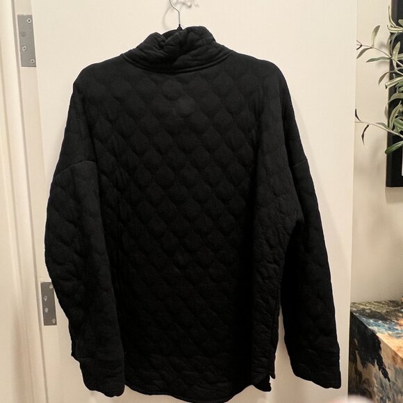 GapFit Quilted Jacquard Half-Zip Pullover - Picture 5 of 5